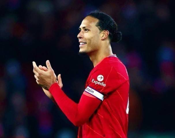 袁堂文妙传 张镇麟篮下强势打成2+1