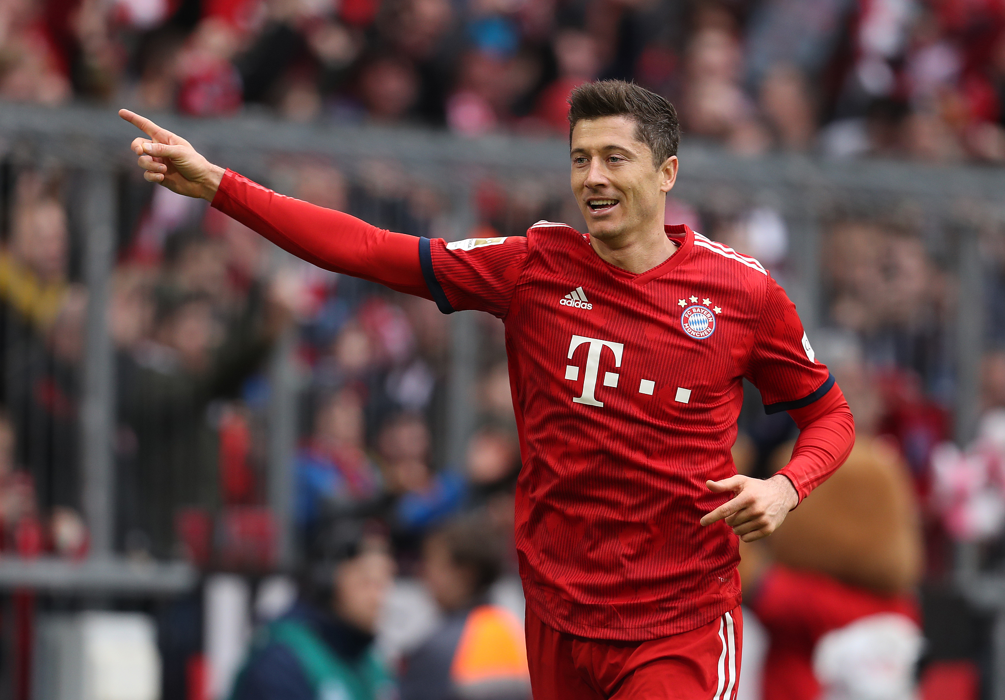 NBA五大强队新鲜出炉：凯尔特人、湖人、公牛、马刺 勇士榜上有名