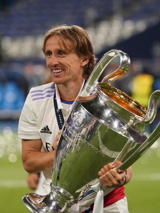 爆冷遭遇败绩，湖人不敌倒数球队，赛后数据解析最大输球罪魁非东契奇