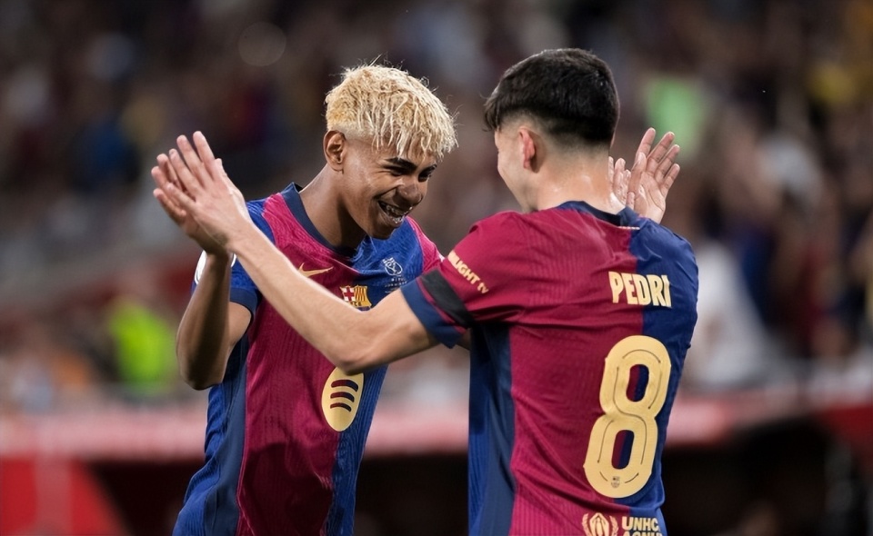 《星塔旅人》试玩评测：旅人们，为“废材”魔王打工吧！