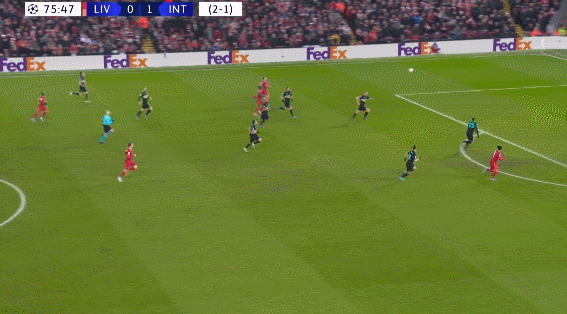 官方：热刺与17岁中场威廉斯-巴尼特签下首份职业合同