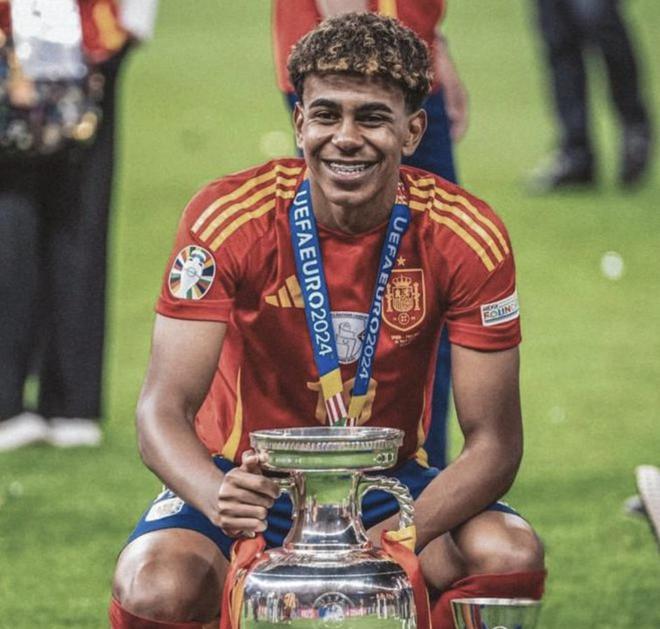 迪亚斯：拜仁是一家非常特别的俱乐部，我很喜欢这里