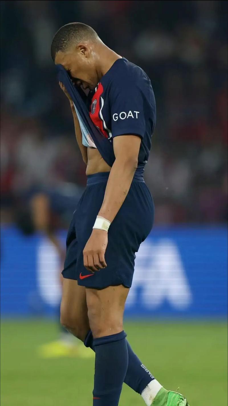 伊斯科鼓励患眼疾球迷：你面对逆境的态度，曾支撑我走出低谷